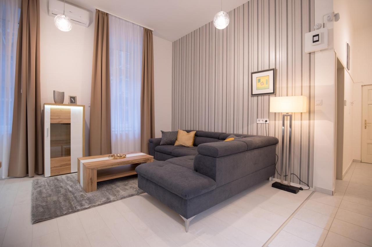 Dnd Apartments Deluxe Center Budapest Luaran gambar